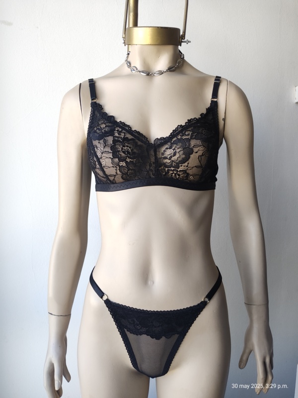 Conjunto Negro - Encaje y microtul - Image 3