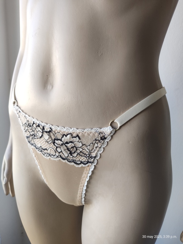 Conjunto Off White y Nude - Encaje y microtul - Image 4