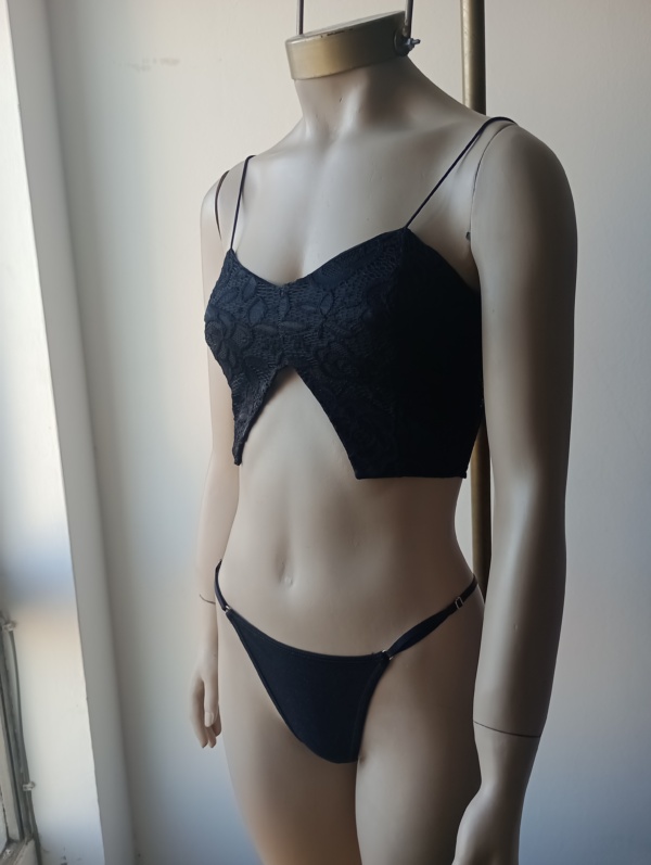 Top de encaje y less de algodón - Negro