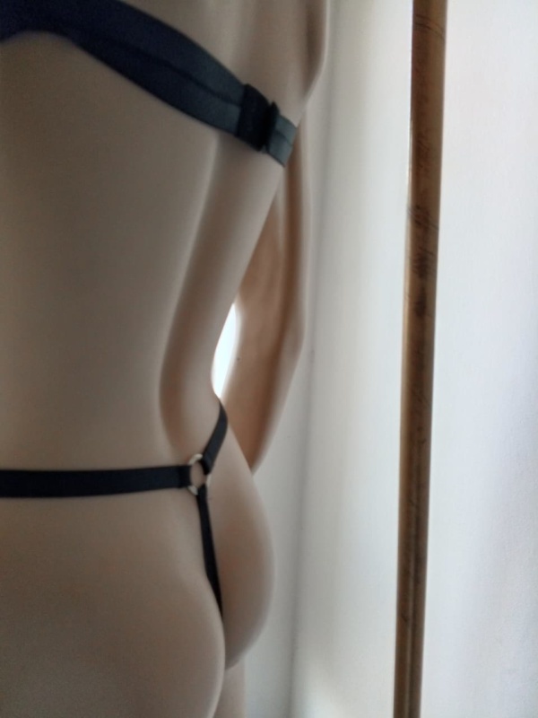 Conjunto erótico con arco - Negro - Image 4